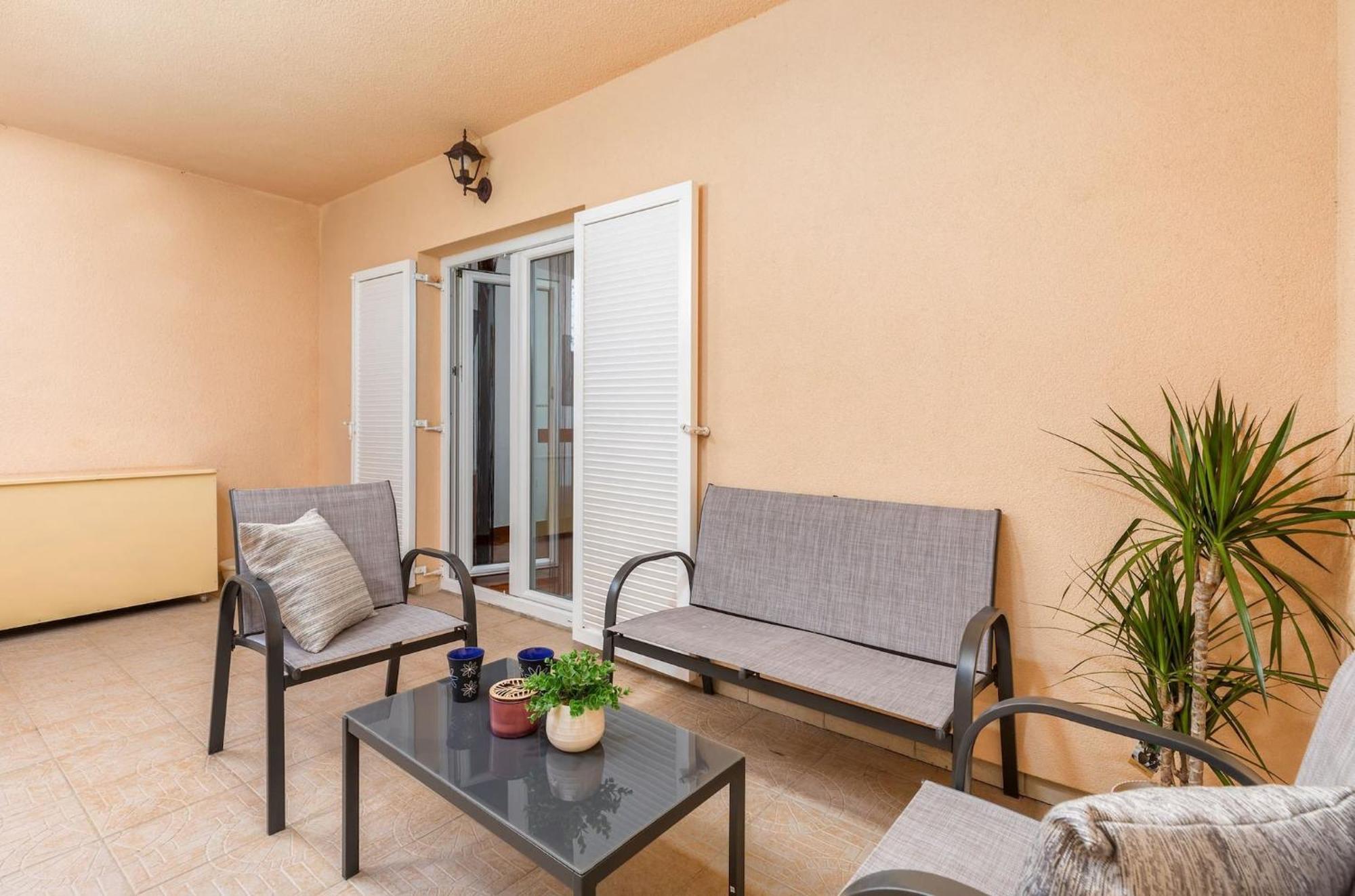 Ližnjan Apartment Buneta With Relaxing Outdoor Area מראה חיצוני תמונה