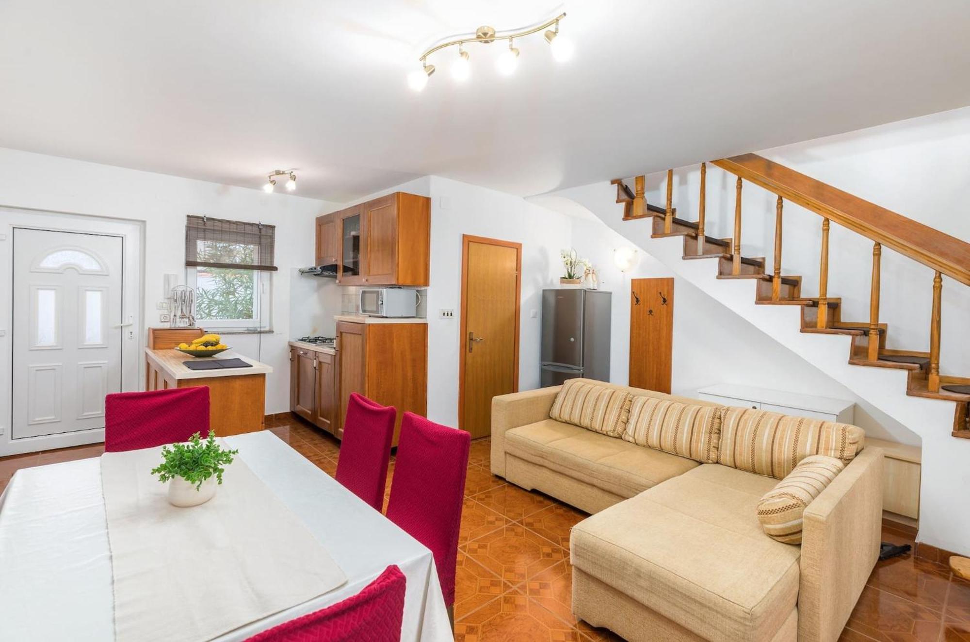 Ližnjan Apartment Buneta With Relaxing Outdoor Area מראה חיצוני תמונה