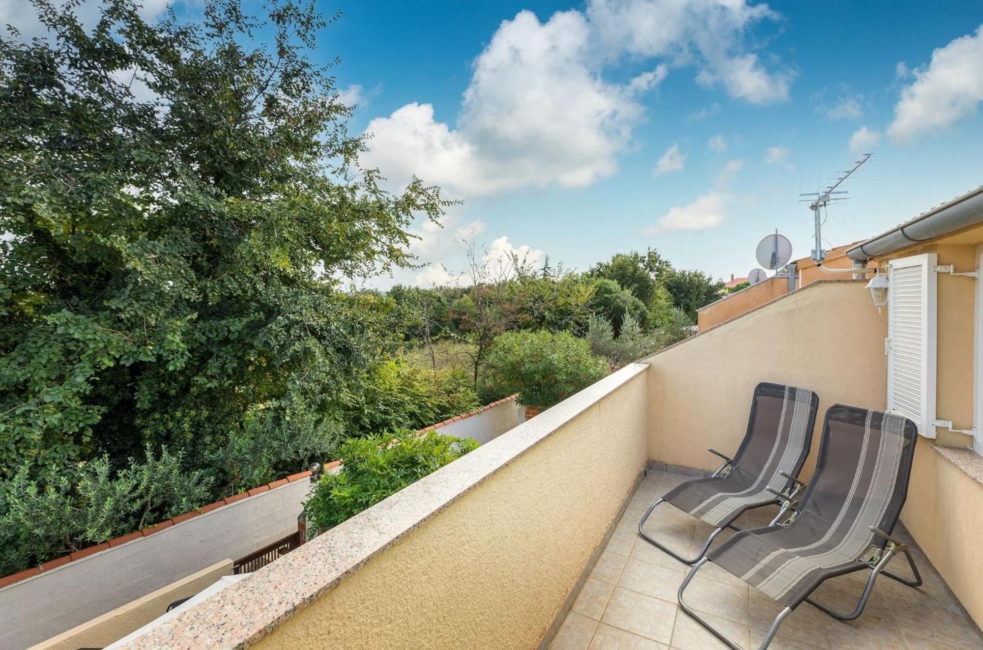 Ližnjan Apartment Buneta With Relaxing Outdoor Area מראה חיצוני תמונה